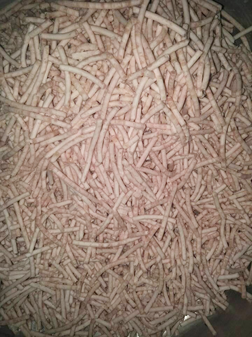 meat grinder machine Testing with pork fat meat & skin &scallion meat grinder machine Testing with pork fat meat & skin &scallion